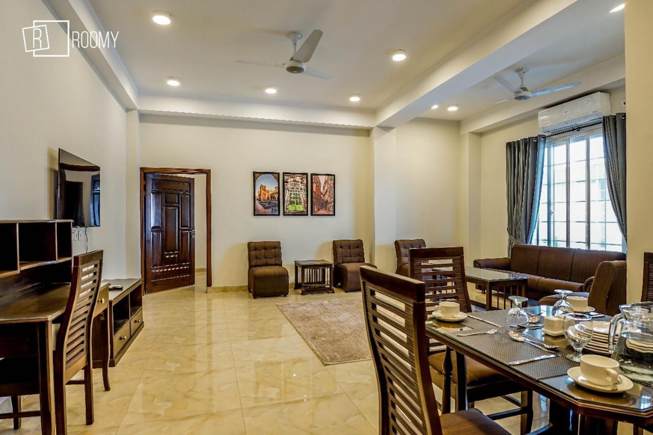 Roomy Crossroads Hotel, Πεσαβάρ Εξωτερικό φωτογραφία